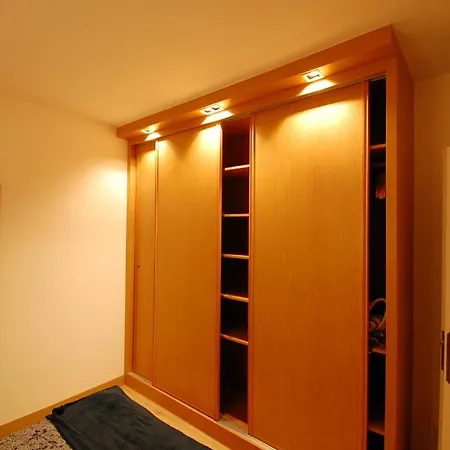 Air-conditioned, Remarkably Beautiful Apartment, Fibre Wi-fi, Pool 公寓