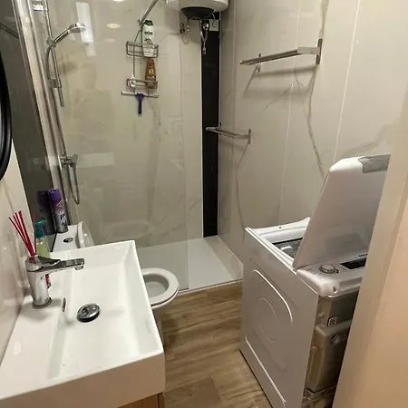 Air-conditioned, Remarkably Beautiful Apartment, Fibre Wi-fi, Pool *