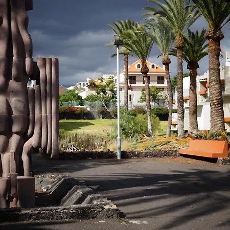 公寓 Air-conditioned, Remarkably Beautiful Apartment, Fibre Wi-fi, Pool *